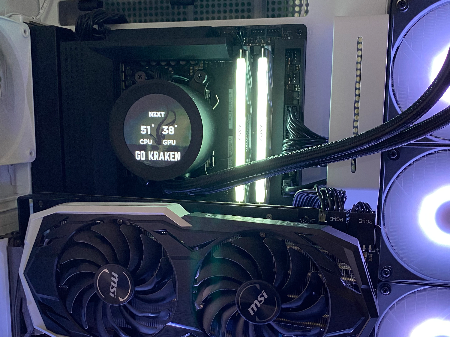 NZXT Kraken Elite 360 RGB 360 RGB en 240 RGB review - TechGaming