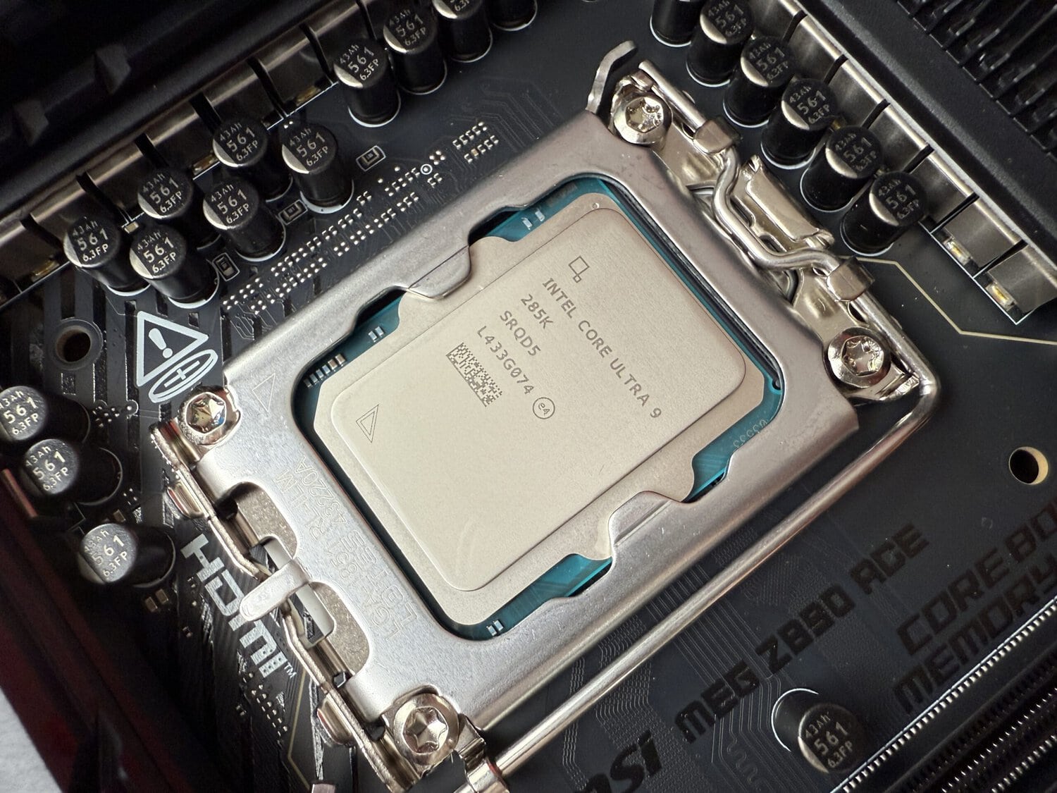 Intel-Core-Ultra-9-285K-scaled.jpg