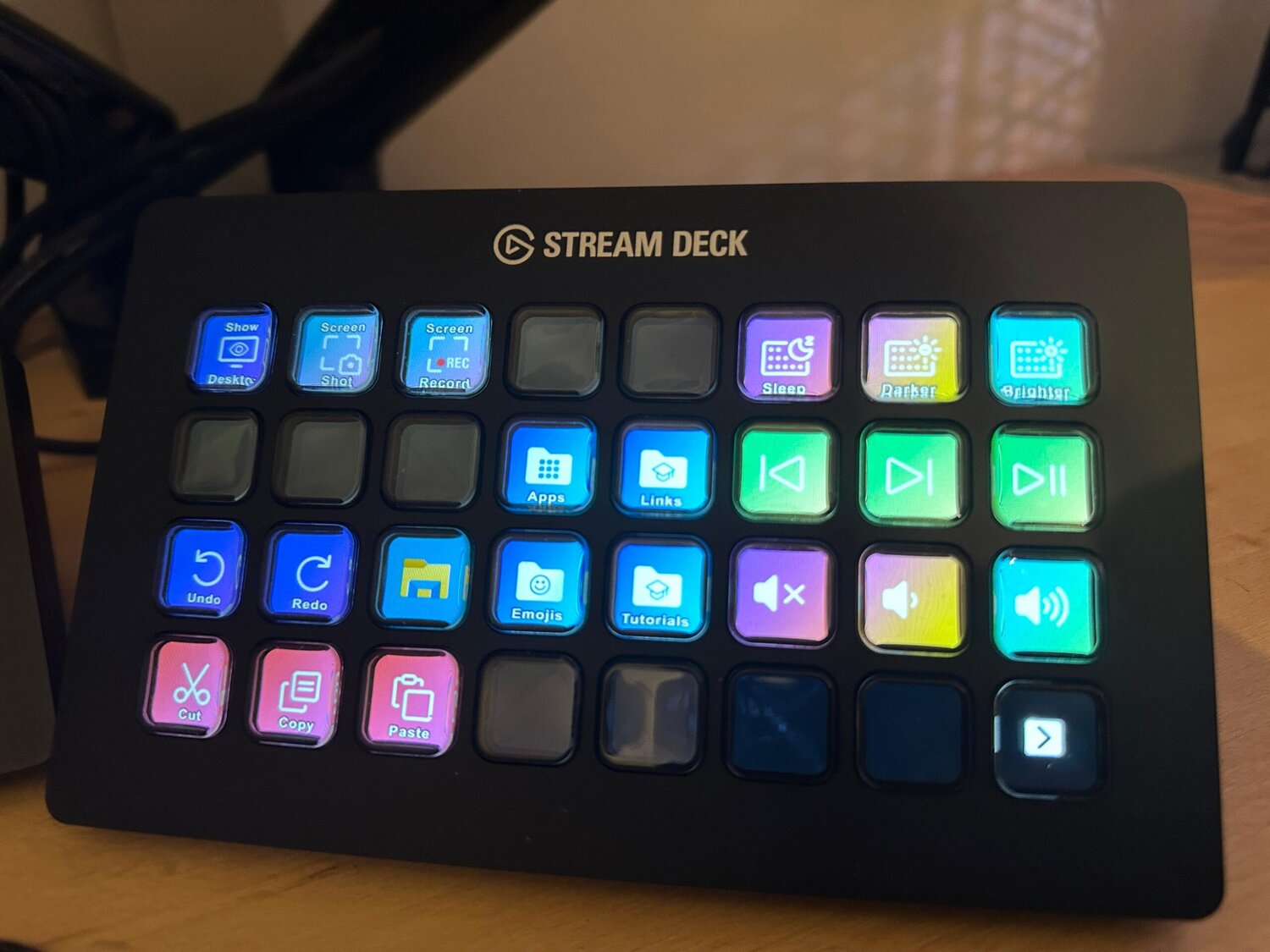 Review: Elgato Stream Deck XL - TechGaming